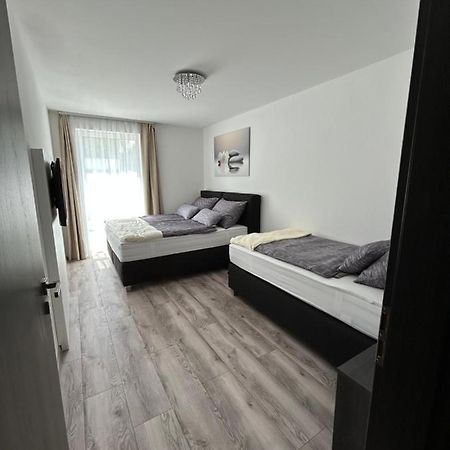 Villa Bauhaus Dream Deluxe T Шіофок Екстер'єр фото