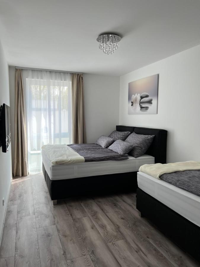 Villa Bauhaus Dream Deluxe T Шіофок Екстер'єр фото
